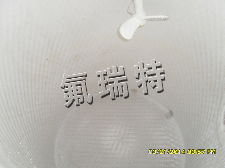 鋼襯塑儲罐、反應(yīng)釜